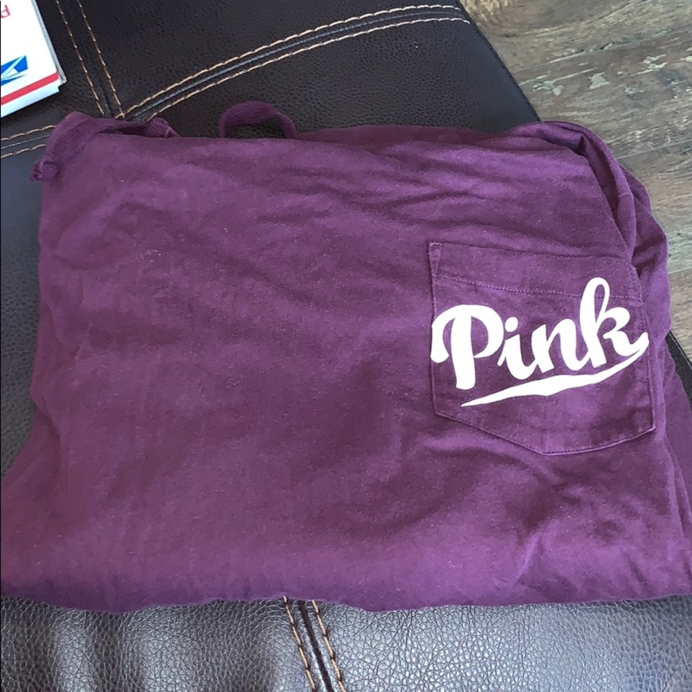 Pink T-shirt/sweatshirt
